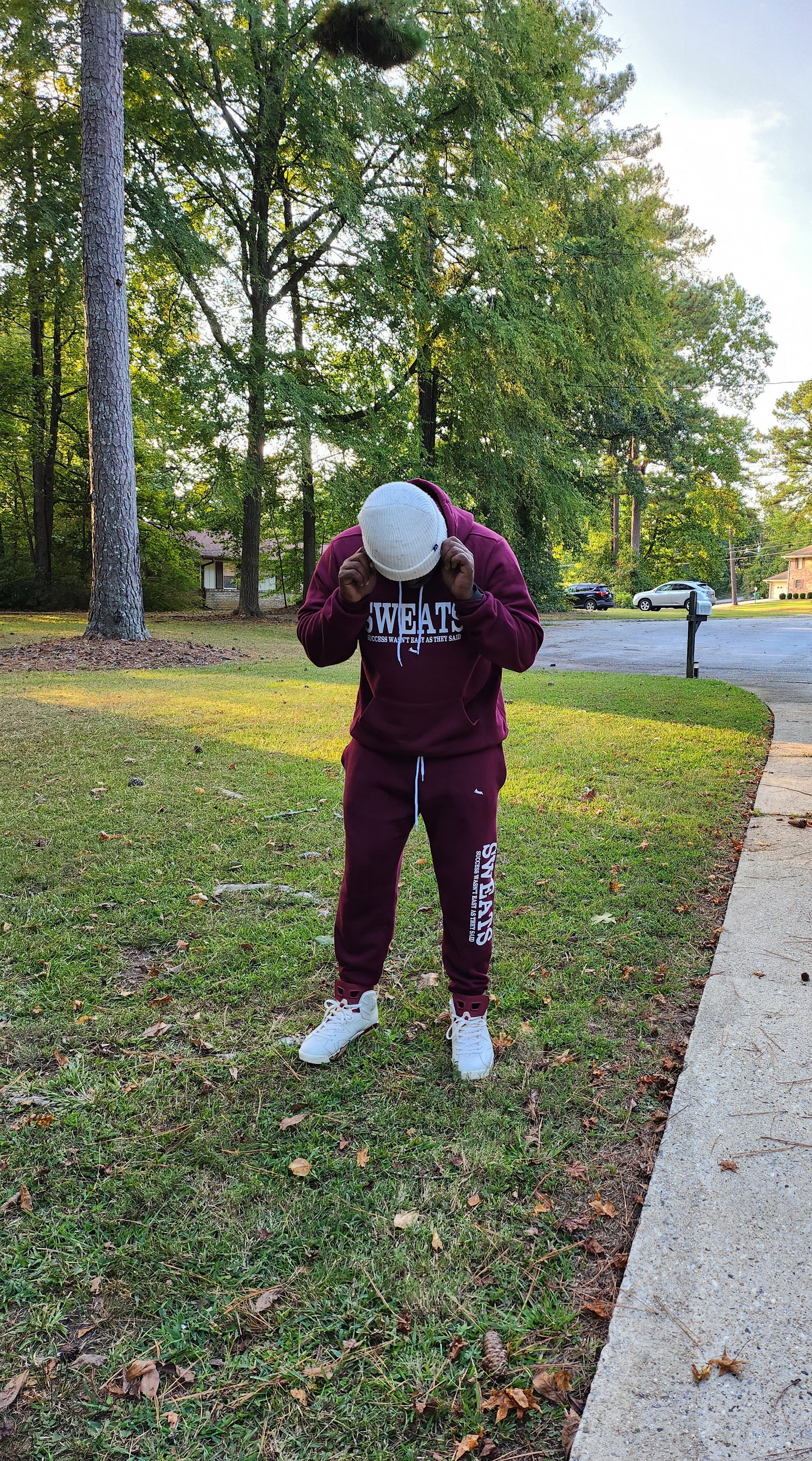 Maroon Errand Runner Pullover Set